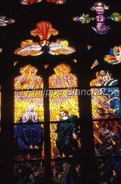 tchequie  14.JPG - VitrailCathédrale Saint GuyPragueRépublique tchèque